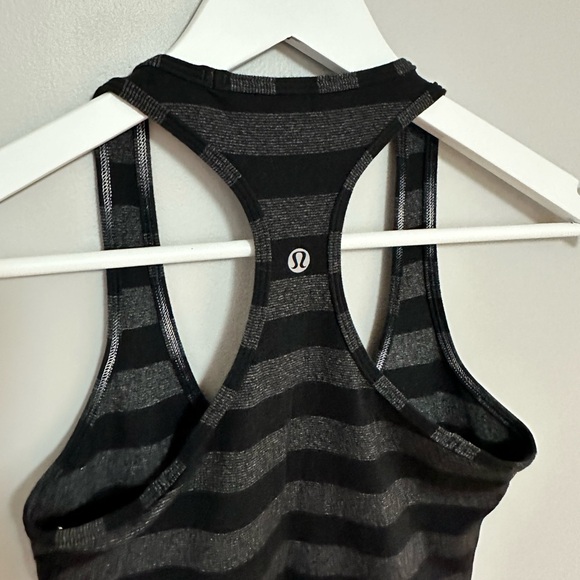 Lululemon Cool Racerback Tank Top Size 6 - Picture 4 of 5